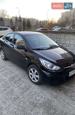 Hyundai Accent 2012 Hyundai Accent 2012