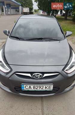 Hyundai Accent 2013 Hyundai Accent 2013