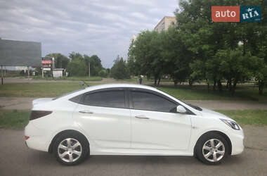 Седан Hyundai Accent 2013 в 