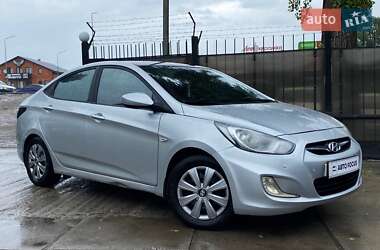 Седан Hyundai Accent 2012 в Києві