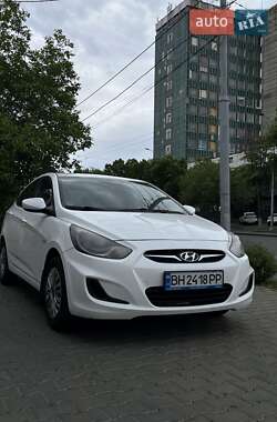 Седан Hyundai Accent 2011 в 