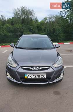 Седан Hyundai Accent 2011 в 