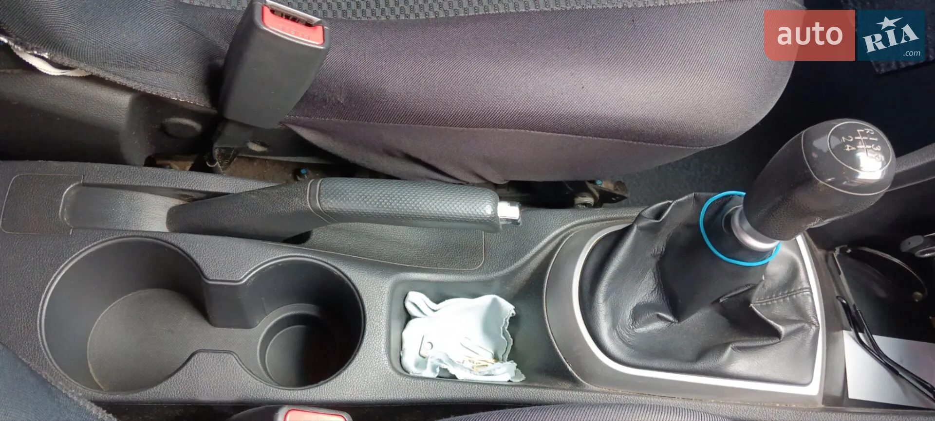 2011 Hyundai Accent - мініатюра 9