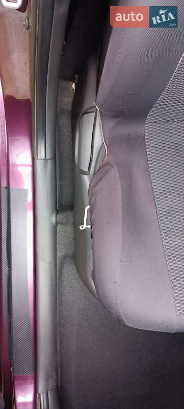 Седан Hyundai Accent 2011 в Ужгороді