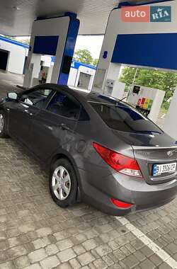 Hyundai Accent 2011 Hyundai Accent 2011