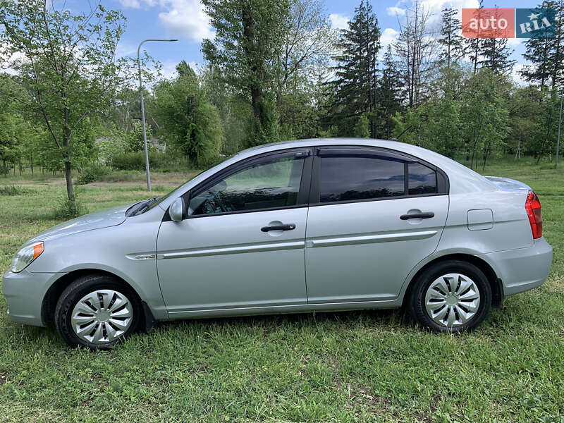 Седан Hyundai Accent 2008 в 