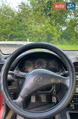 Седан Hyundai Accent 1995 в 