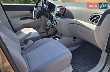 Седан Hyundai Accent 2010 в 