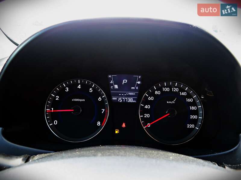 Седан Hyundai Accent 2011 в Черкасах