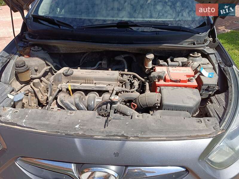 Седан Hyundai Accent 2013 в Броварах