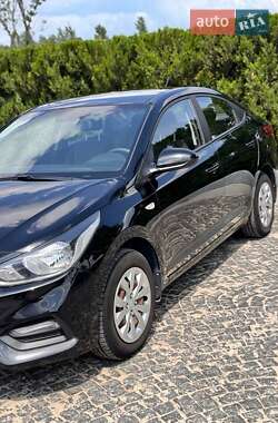 Седан Hyundai Accent 2017 в 