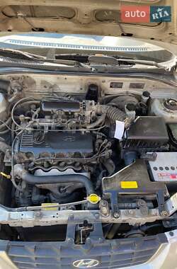Седан Hyundai Accent 2005 в 