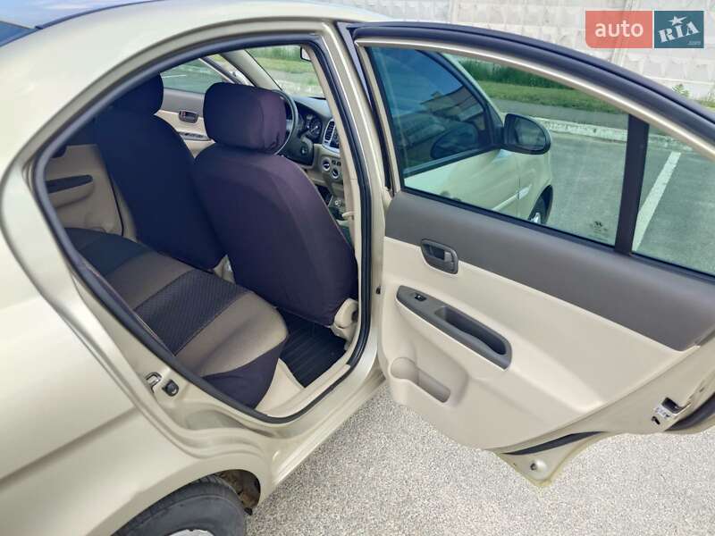 Седан Hyundai Accent 2007 в Малине