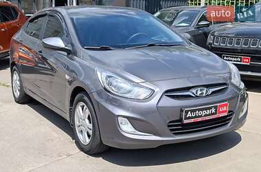 Седан Hyundai Accent 2011 в 