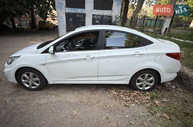 Седан Hyundai Accent 2011 в 