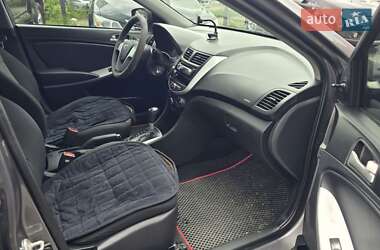 Седан Hyundai Accent 2011 в 