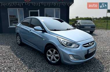 Седан Hyundai Accent 2011 в 