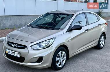 Hyundai Accent 2011 Hyundai Accent 2011