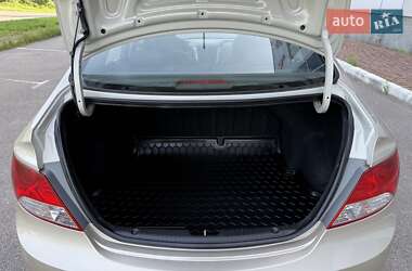 Седан Hyundai Accent 2011 в 