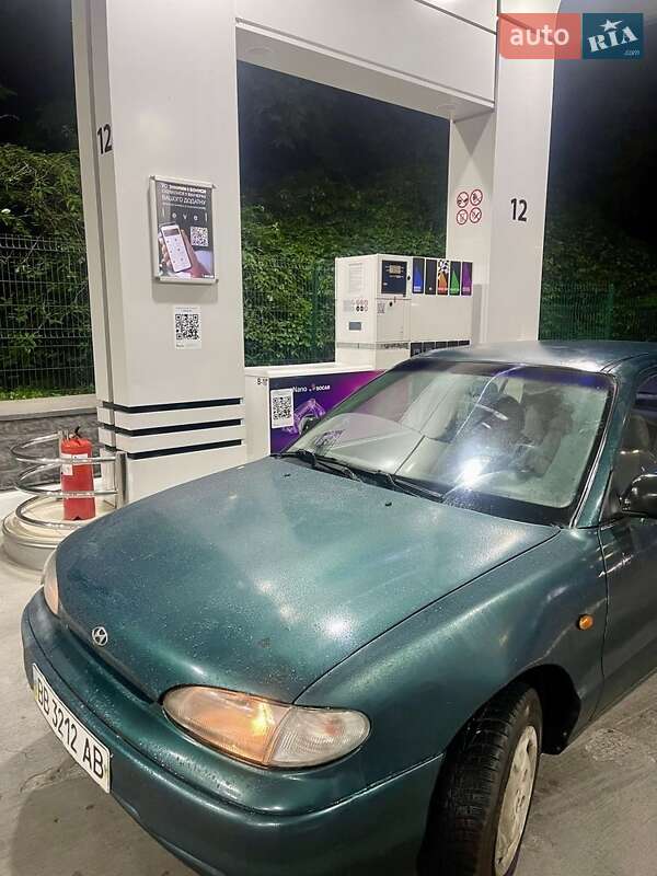 Седан Hyundai Accent 1996 в Киеве