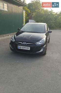 Hyundai Accent 2013 Hyundai Accent 2013