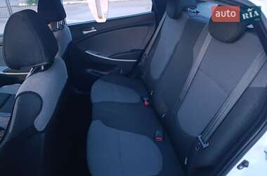 Седан Hyundai Accent 2013 в 