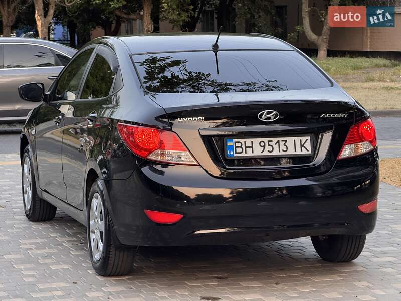 Седан Hyundai Accent 2012 в Одессе