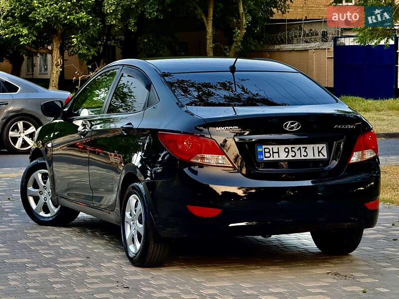 Седан Hyundai Accent 2012 в Одессе