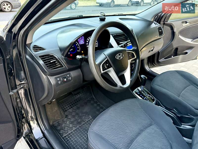 Седан Hyundai Accent 2012 в Одессе