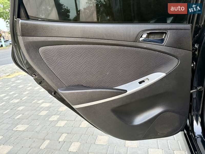 Седан Hyundai Accent 2012 в Одессе