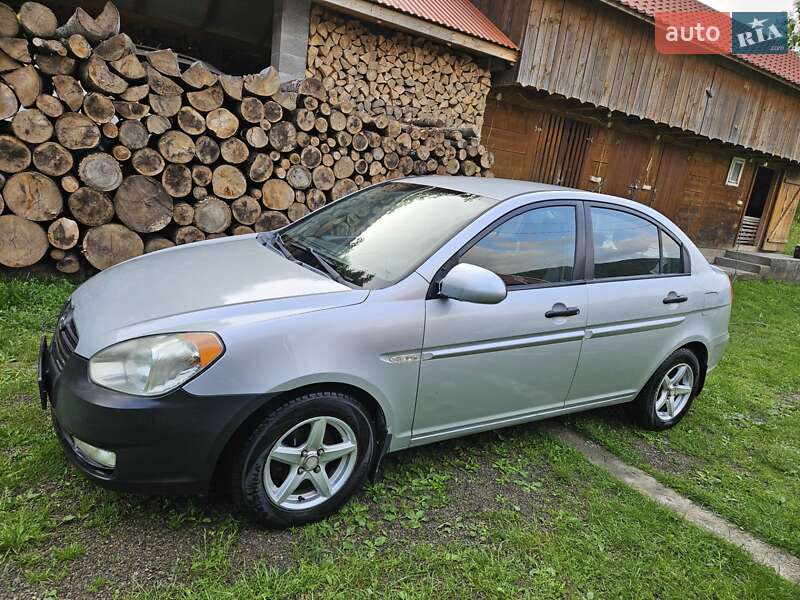 Седан Hyundai Accent 2008 в Ужгороді
