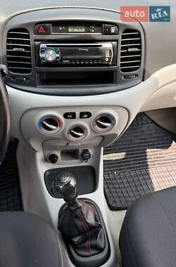 Седан Hyundai Accent 2008 в 