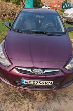 Седан Hyundai Accent 2011 в Чугуеве
