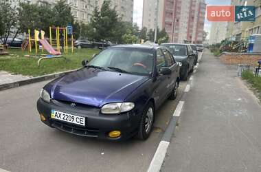 Седан Hyundai Accent 1998 в Харькове