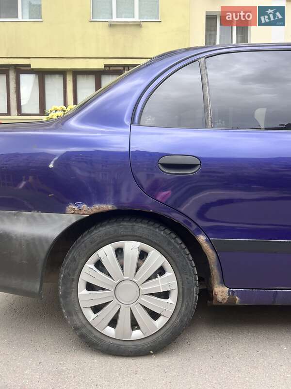 Седан Hyundai Accent 1998 в Харькове