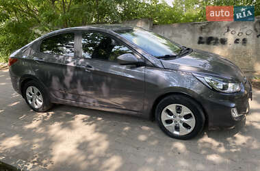Седан Hyundai Accent 2016 в 