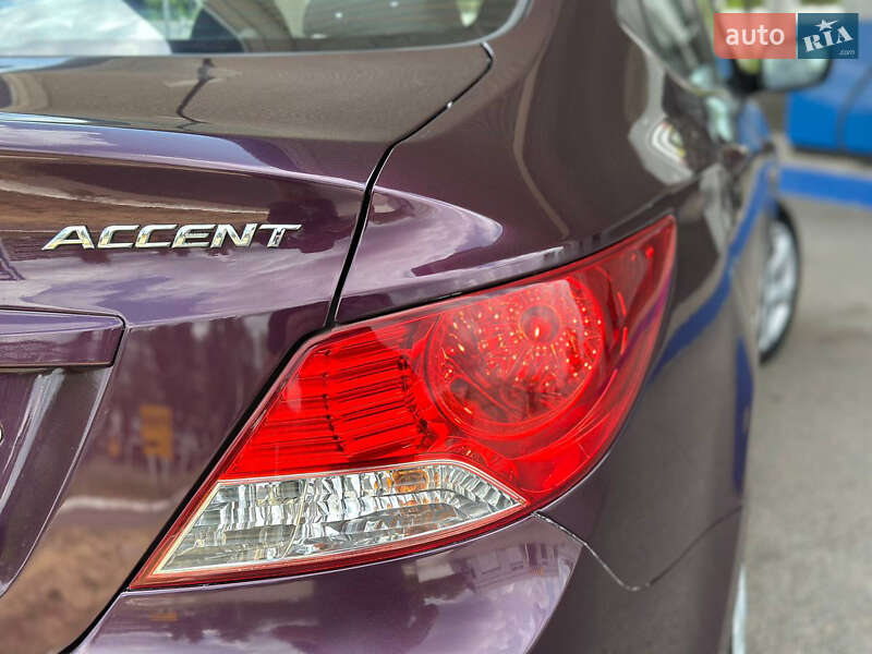 Седан Hyundai Accent 2011 в Дніпрі