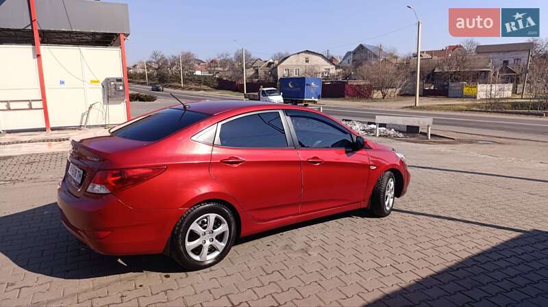 Хэтчбек Hyundai Accent 2013 в Одессе