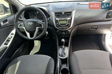 Седан Hyundai Accent 2013 в 