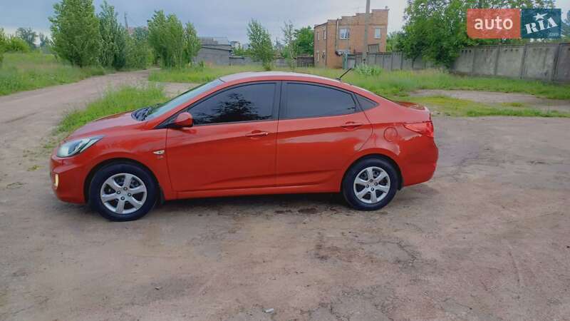 Седан Hyundai Accent 2012 в Киеве