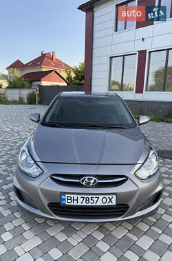 Хэтчбек Hyundai Accent 2017 в 