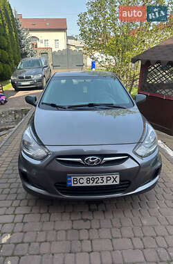 Седан Hyundai Accent 2013 в Львове