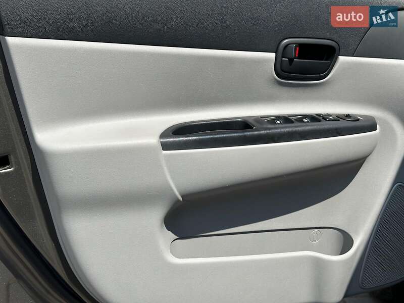 Седан Hyundai Accent 2008 в Одесі