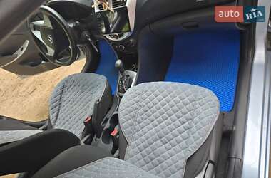 Седан Hyundai Accent 2011 в 