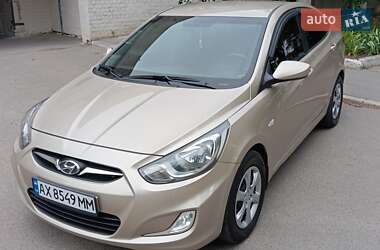 Седан Hyundai Accent 2011 в Харкові