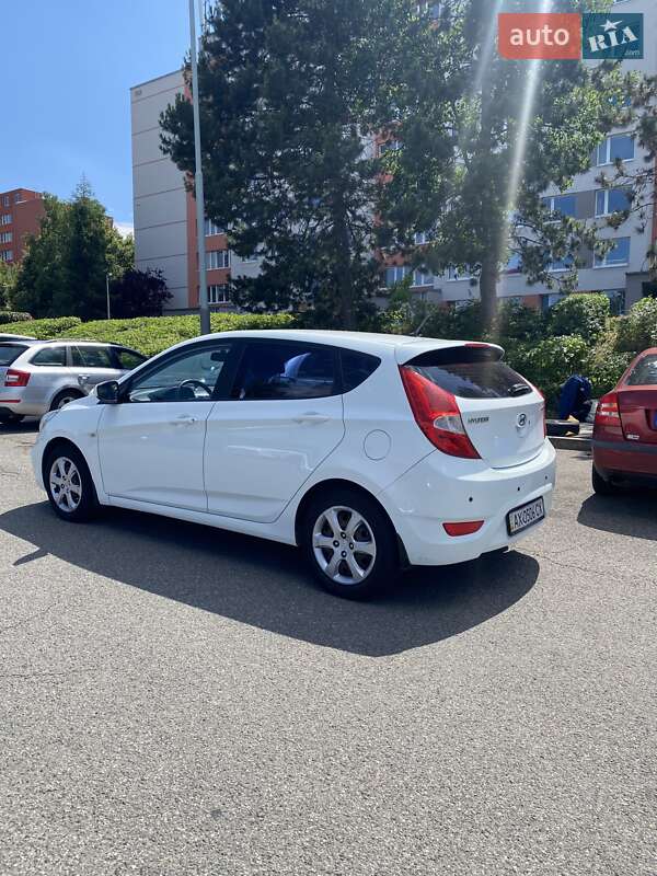 Хетчбек Hyundai Accent 2012 в Харкові