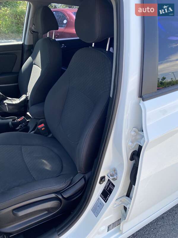 Хетчбек Hyundai Accent 2012 в Харкові