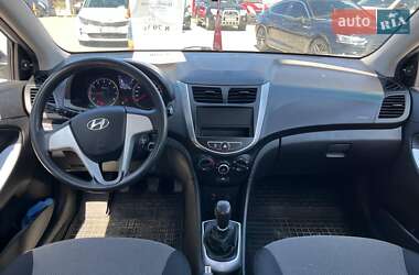 Седан Hyundai Accent 2012 в 