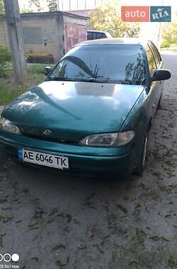 Седан Hyundai Accent 1996 в Кривом Роге