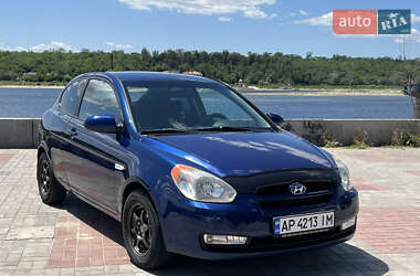Хэтчбек Hyundai Accent 2008 в 